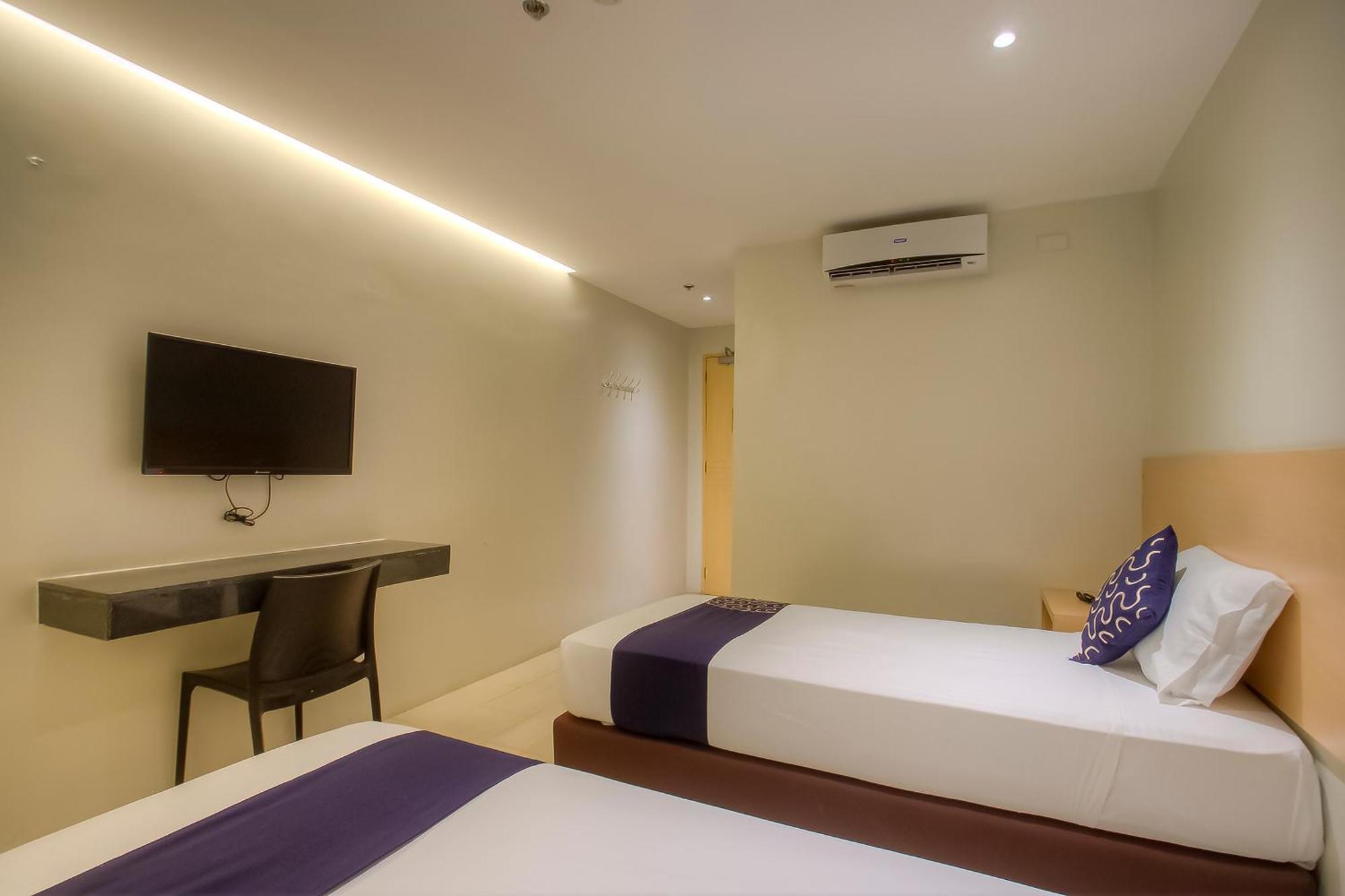 Capital O 827 Speciale Hotel Rosario  ภายนอก รูปภาพ