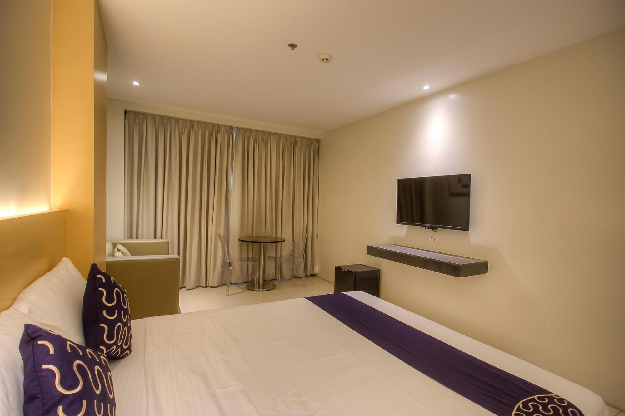 Capital O 827 Speciale Hotel Rosario  ภายนอก รูปภาพ