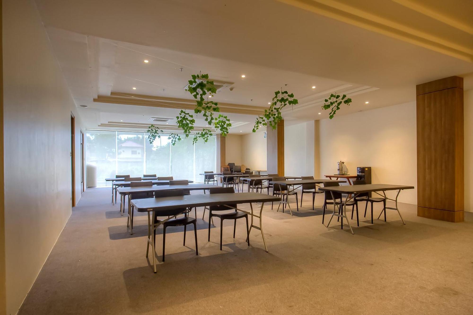 Capital O 827 Speciale Hotel Rosario  ภายนอก รูปภาพ