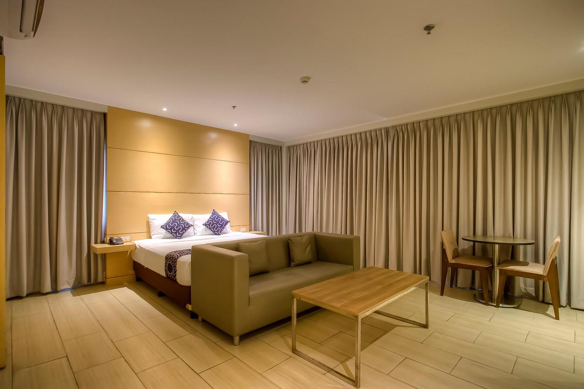Capital O 827 Speciale Hotel Rosario  ภายนอก รูปภาพ